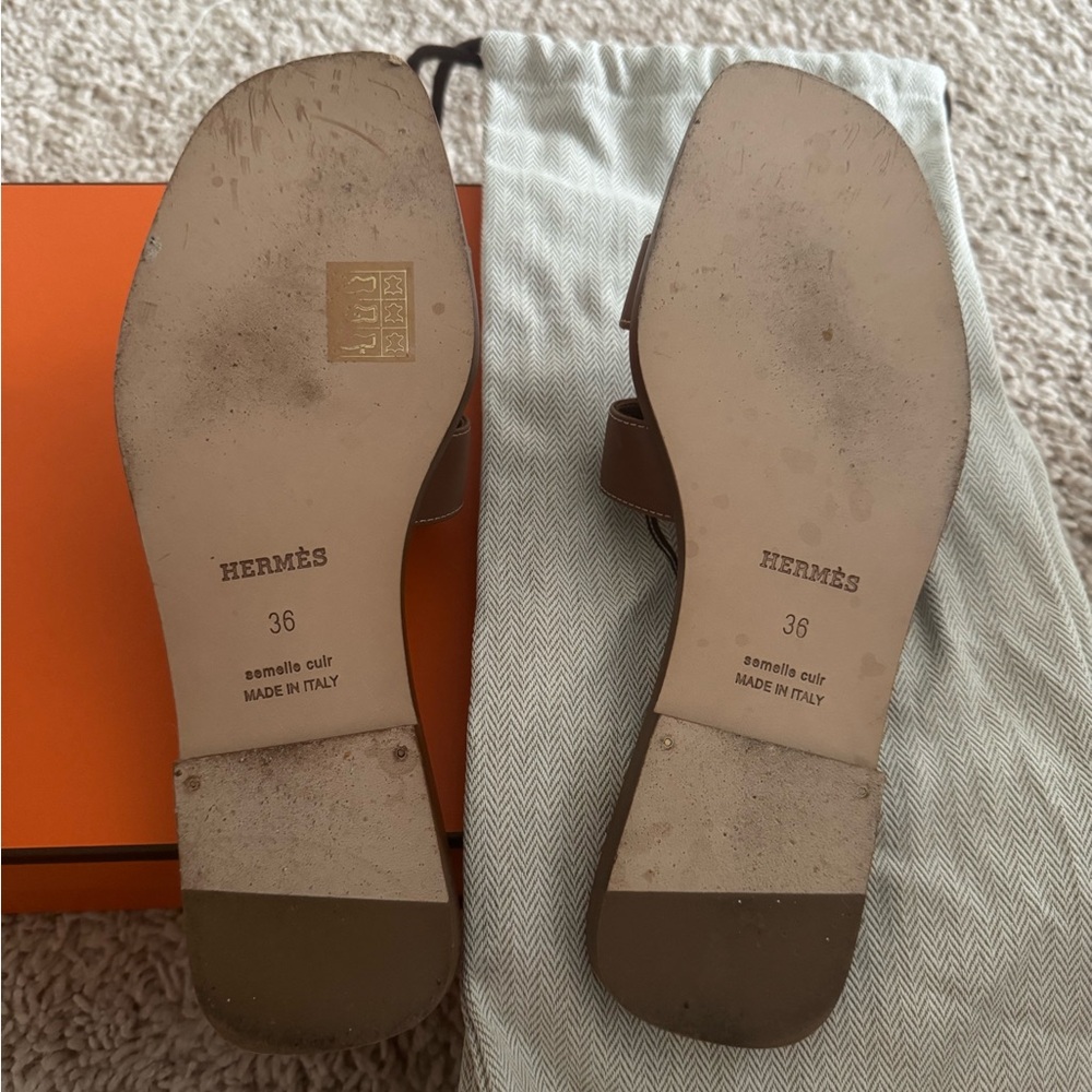 Hermès Gold Oran Sandals - Picture 3 of 6